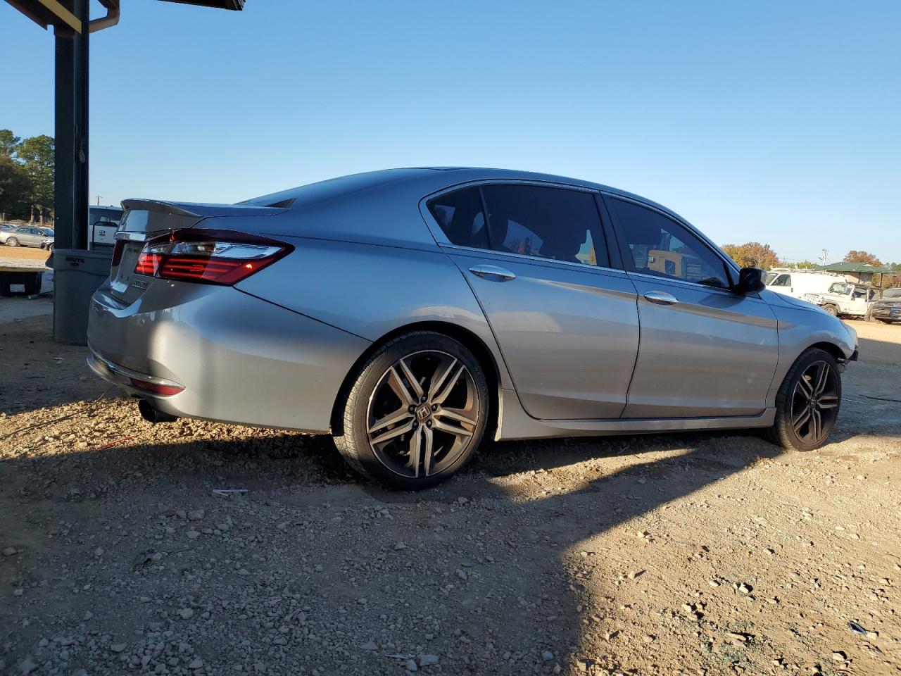 2017 Honda Accord - Image 3