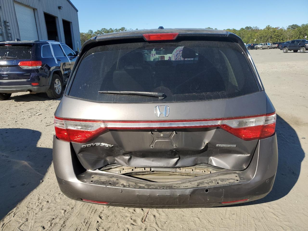 2011 Honda Odyssey - Image 6
