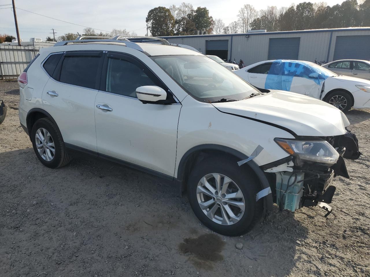 2016 Nissan Rogue - Image 4