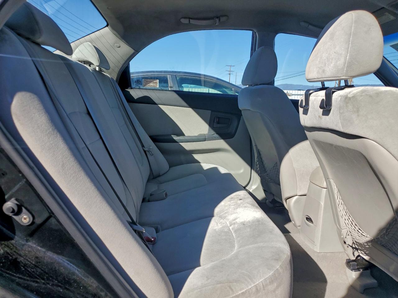 2004 Kia Spectra Lx VIN: KNAFE121945022317 Lot: 94691425