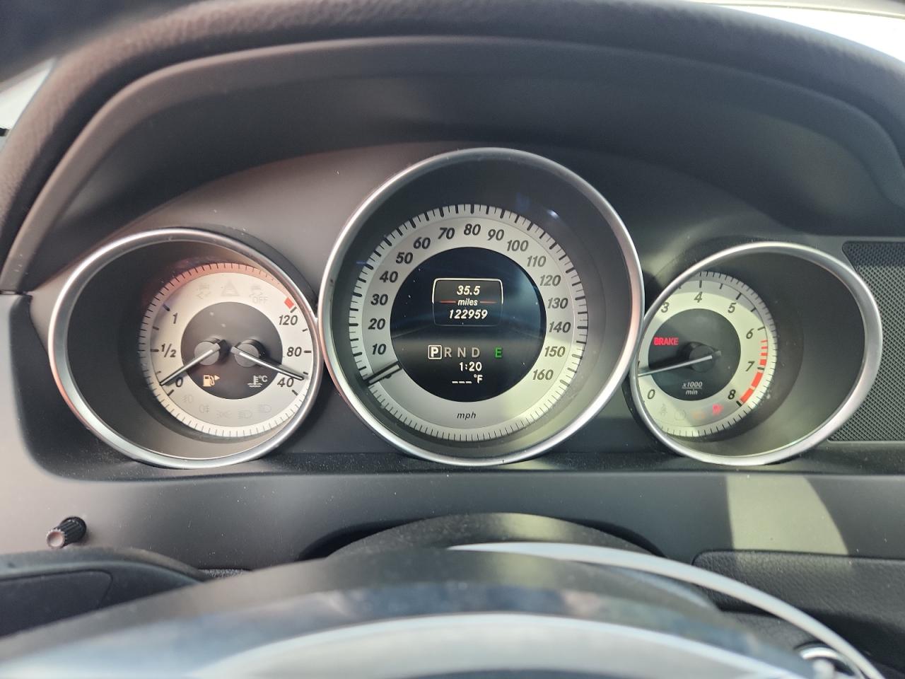 2014 Mercedes-Benz C 250 VIN: WDDGF4HB6ER302010 Lot: 93127665