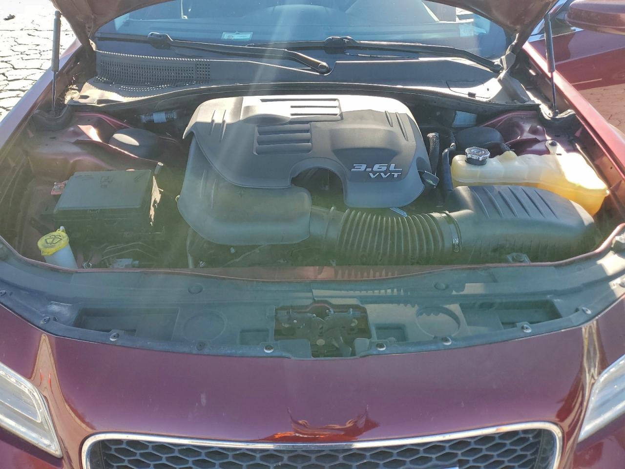 2018 Chrysler 300 Touring VIN: 2C3CCAAG0JH249681 Lot: 93786325