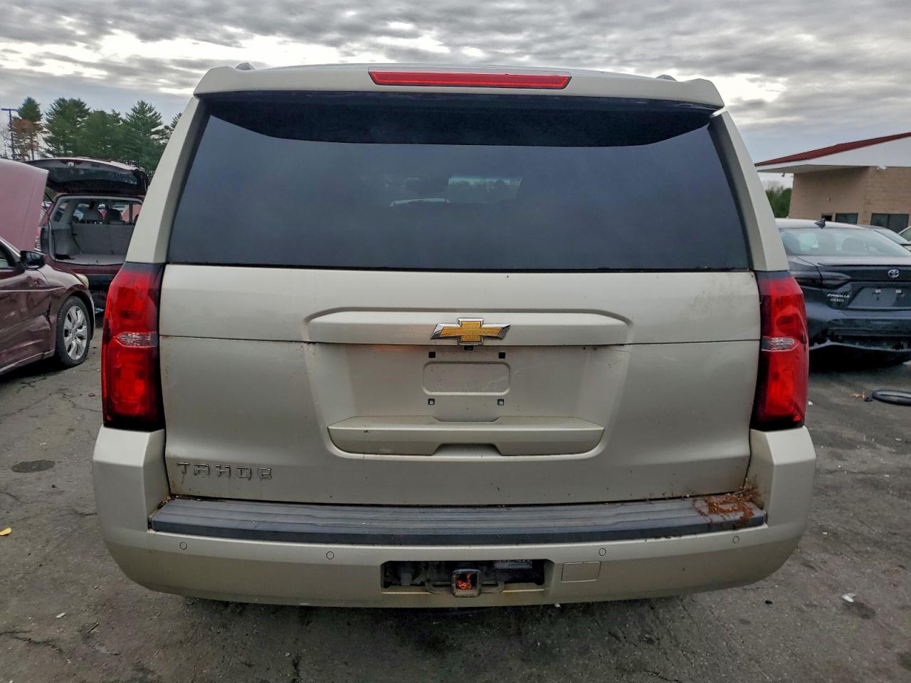 2015 Chevrolet Tahoe K1500 Lt VIN: 1GNSKBKC2FR211251 Lot: 94135495