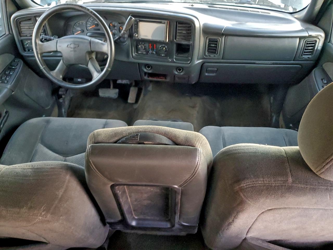 2003 Chevrolet Silverado K2500 Heavy Duty VIN: 1GCHK23183F106856 Lot: 94554385