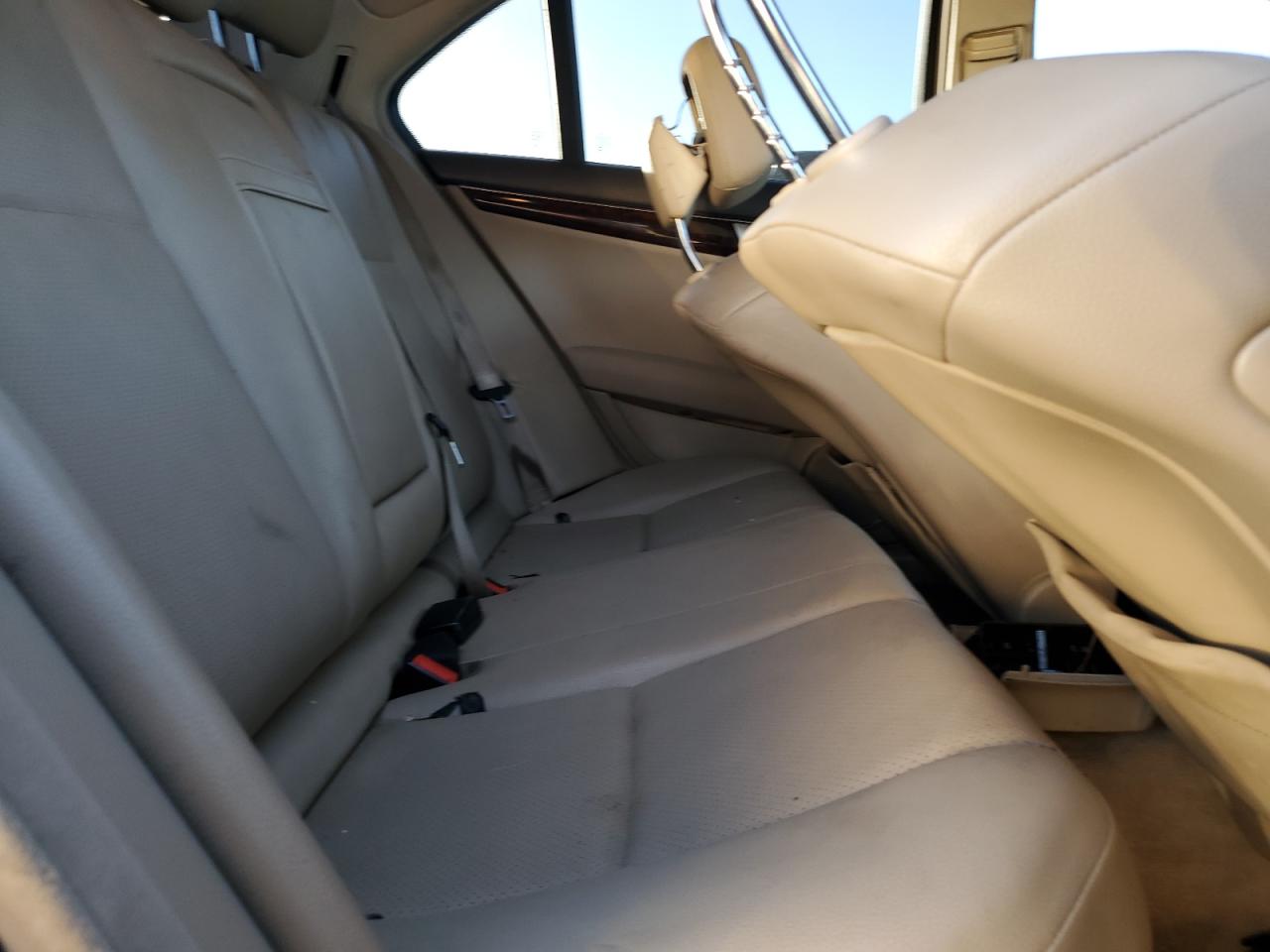 2014 Mercedes-Benz C 250 VIN: WDDGF4HB0EA965393 Lot: 90299005