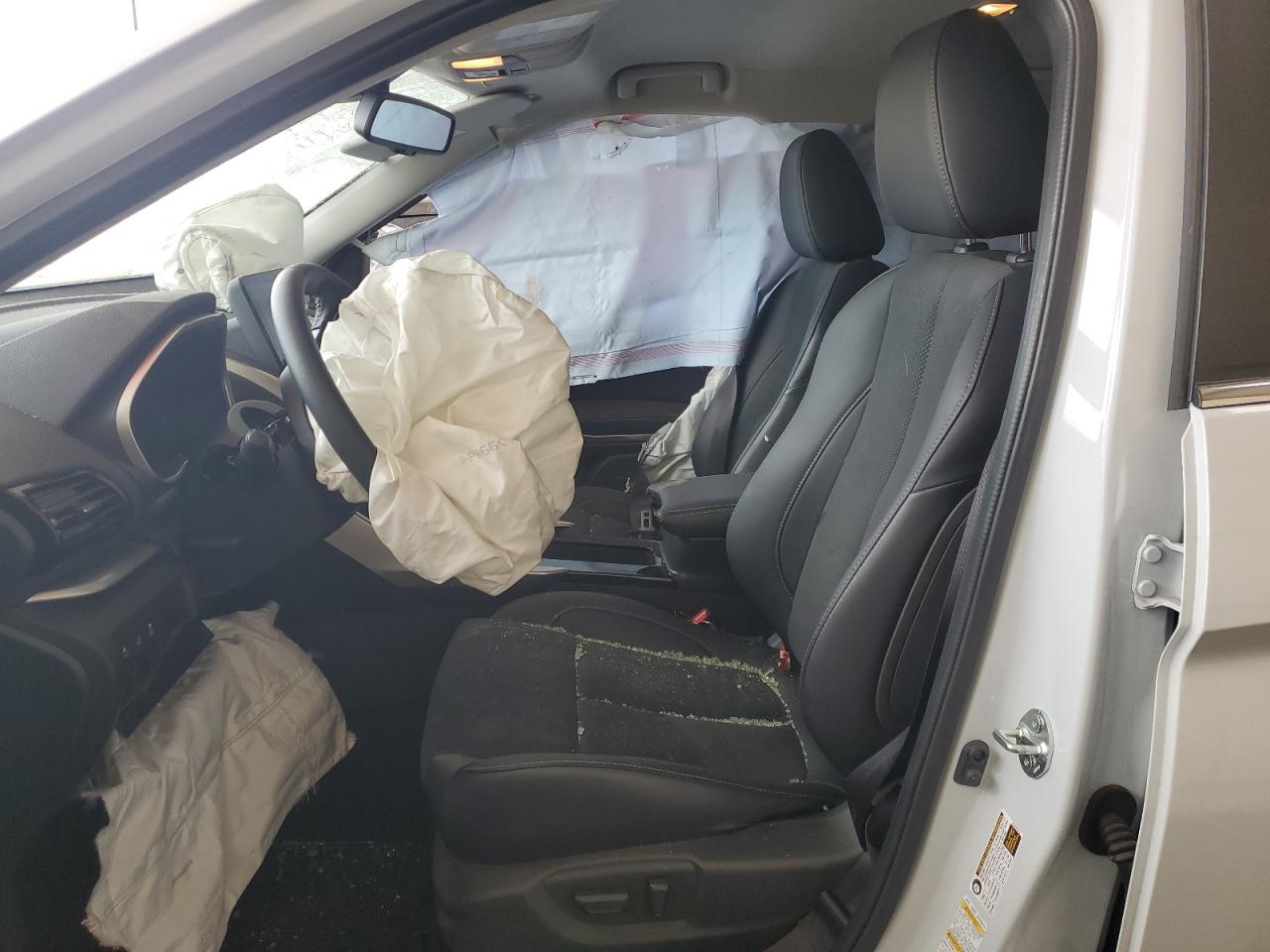 2025 Mitsubishi Eclipse Cross Se VIN: JA4ATWAAXSZ033716 Lot: 90640415