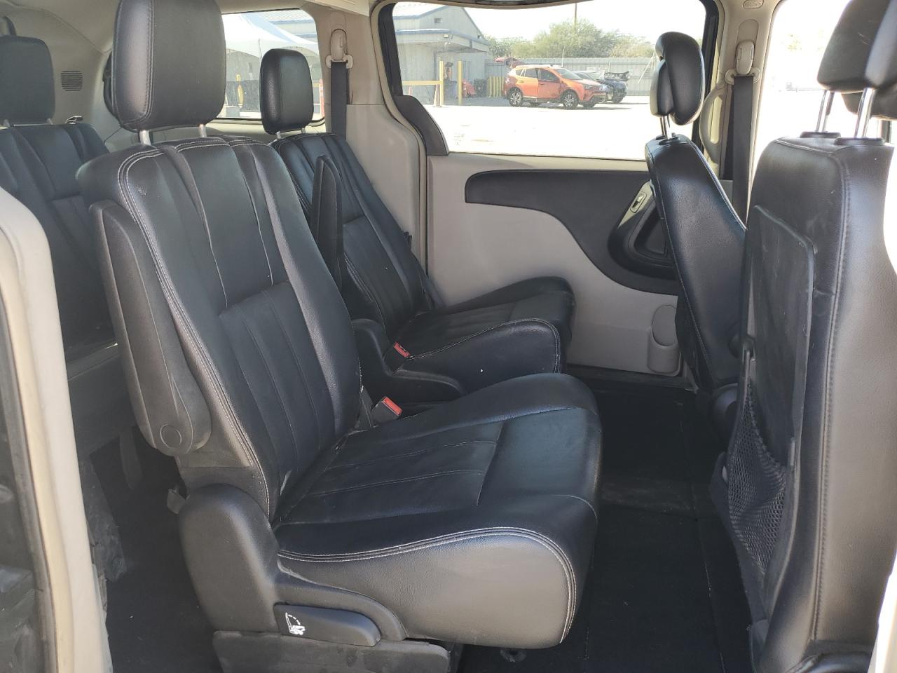 2014 Chrysler Town & Country Touring VIN: 2C4RC1BG2ER394287 Lot: 85430545