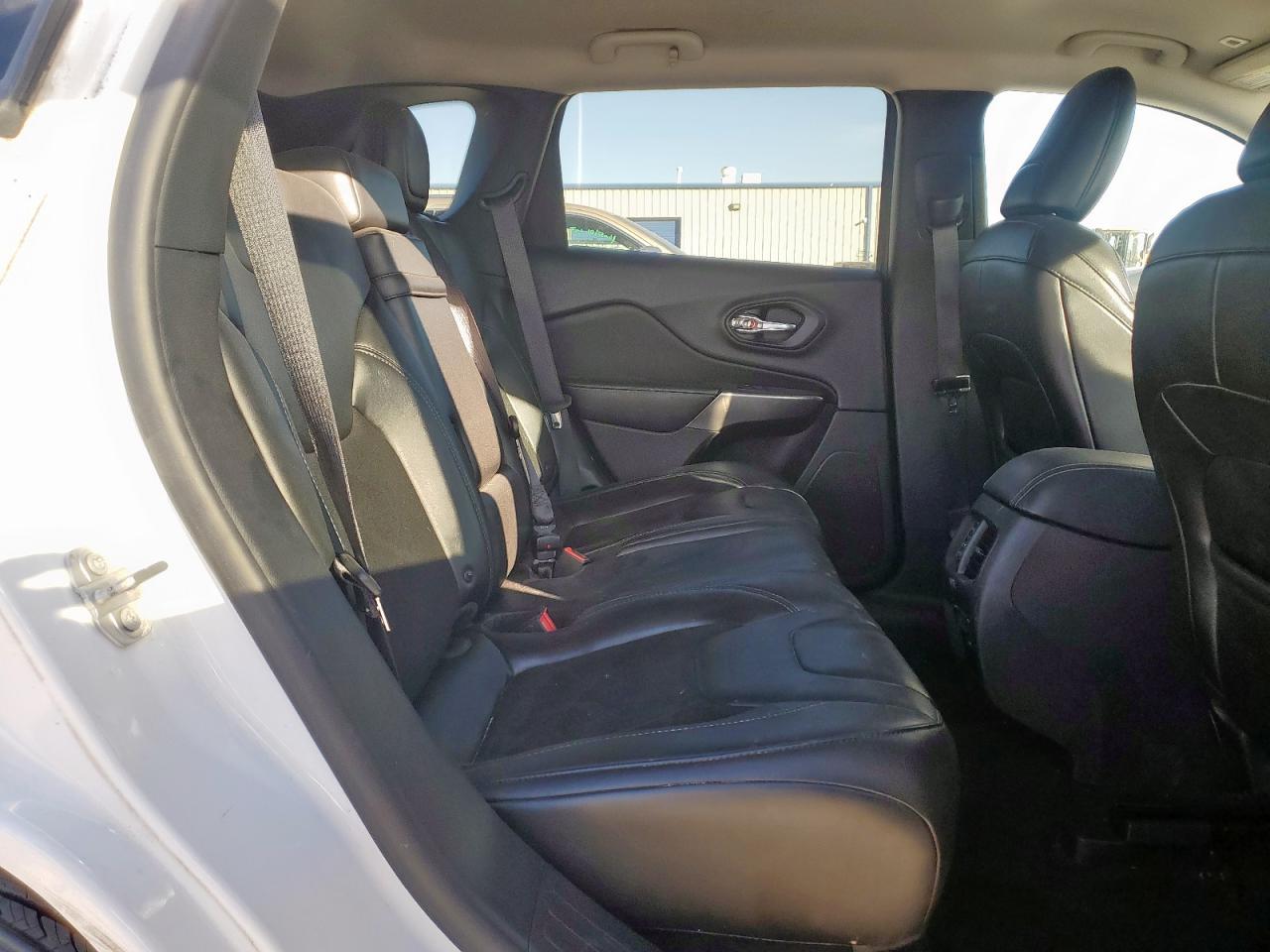 2019 Jeep Cherokee Latitude Plus VIN: 1C4PJLLB4KD289857 Lot: 91804725