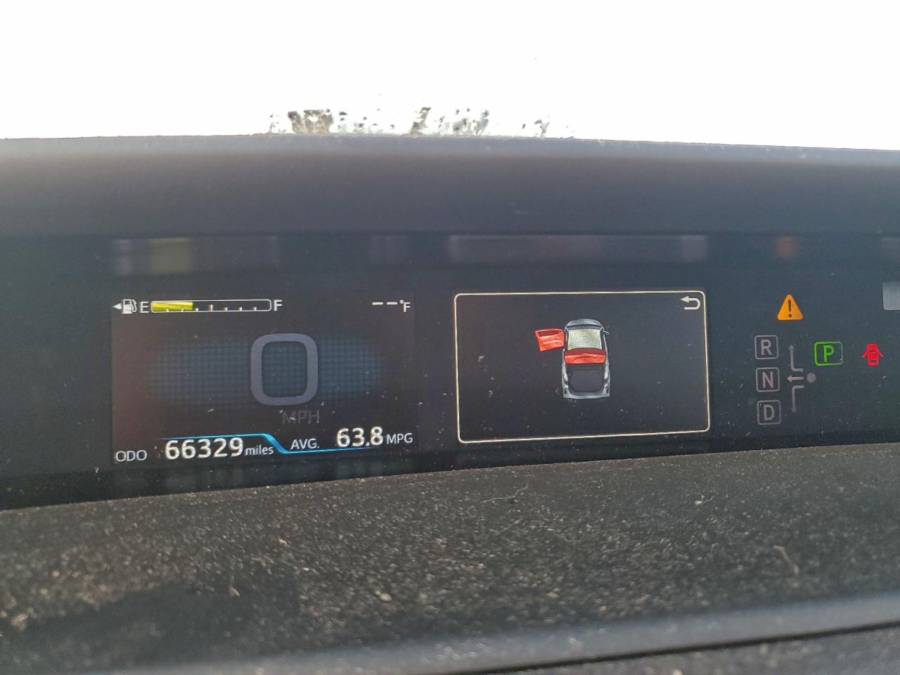 2022 Toyota Prius Prime Le VIN: JTDKAMFP2N3226208 Lot: 94053935