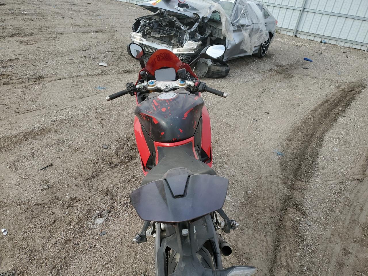 2025 Ducati Panigale V2 VIN: ZDMHAU8T9SB001097 Lot: 71892615