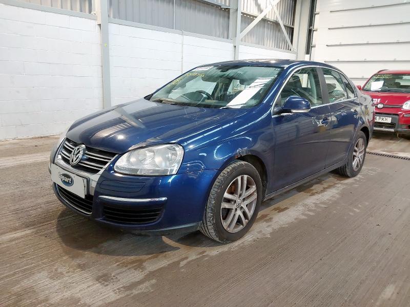 2008 VOLKSWAGEN JETTA 2.0 SE TDI PD 4DR DSG for sale at Copart EAST KILBRIDE
