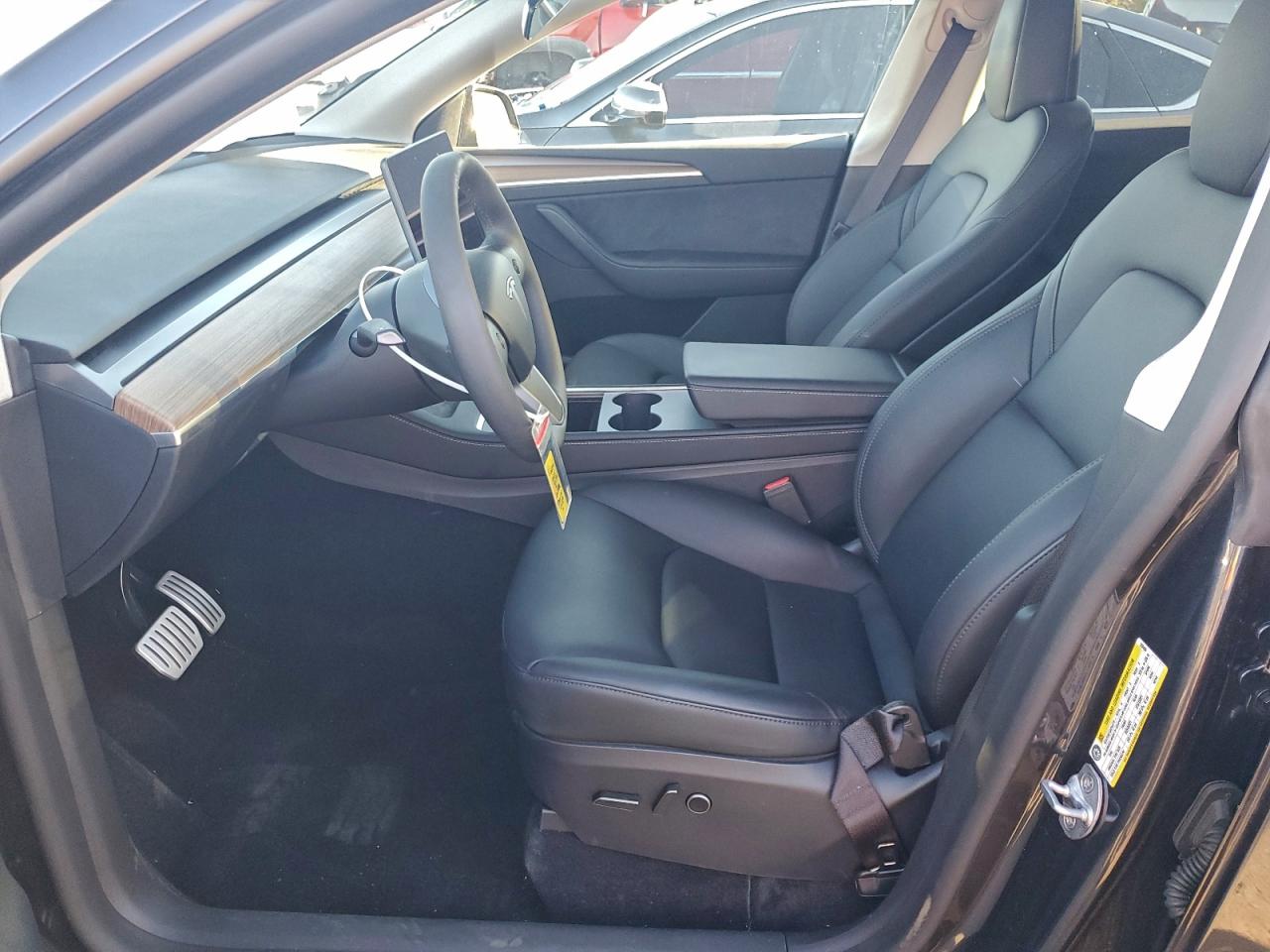 2025 Tesla Model Y VIN: 7SAYGDEF1SF259459 Lot: 93876125