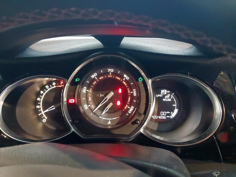 2016 DS DS 3 1.2 PURETECH ELEGANCE 3DR