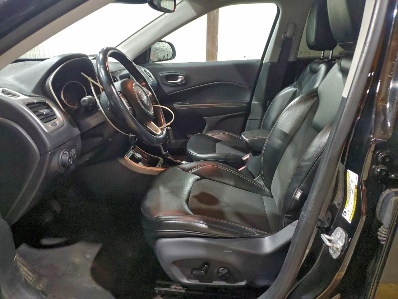 2019 Jeep Compass Latitude VIN: 3C4NJDBB5KT593613 Lot: 94304895