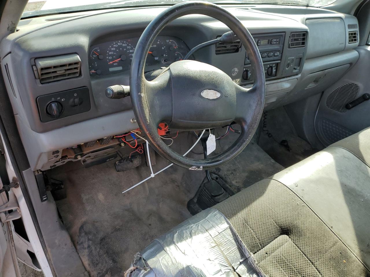 2003 Ford F250 Super Duty VIN: 1FTNF21L43EB27902 Lot: 90456755