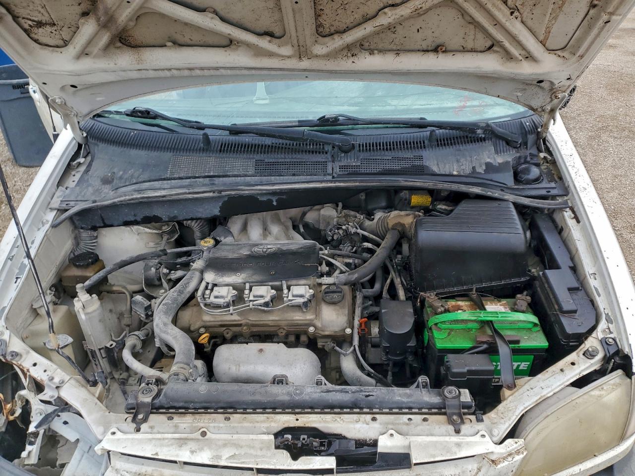 2000 Toyota Sienna Ce VIN: 4T3GF19C7YU208061 Lot: 94363435