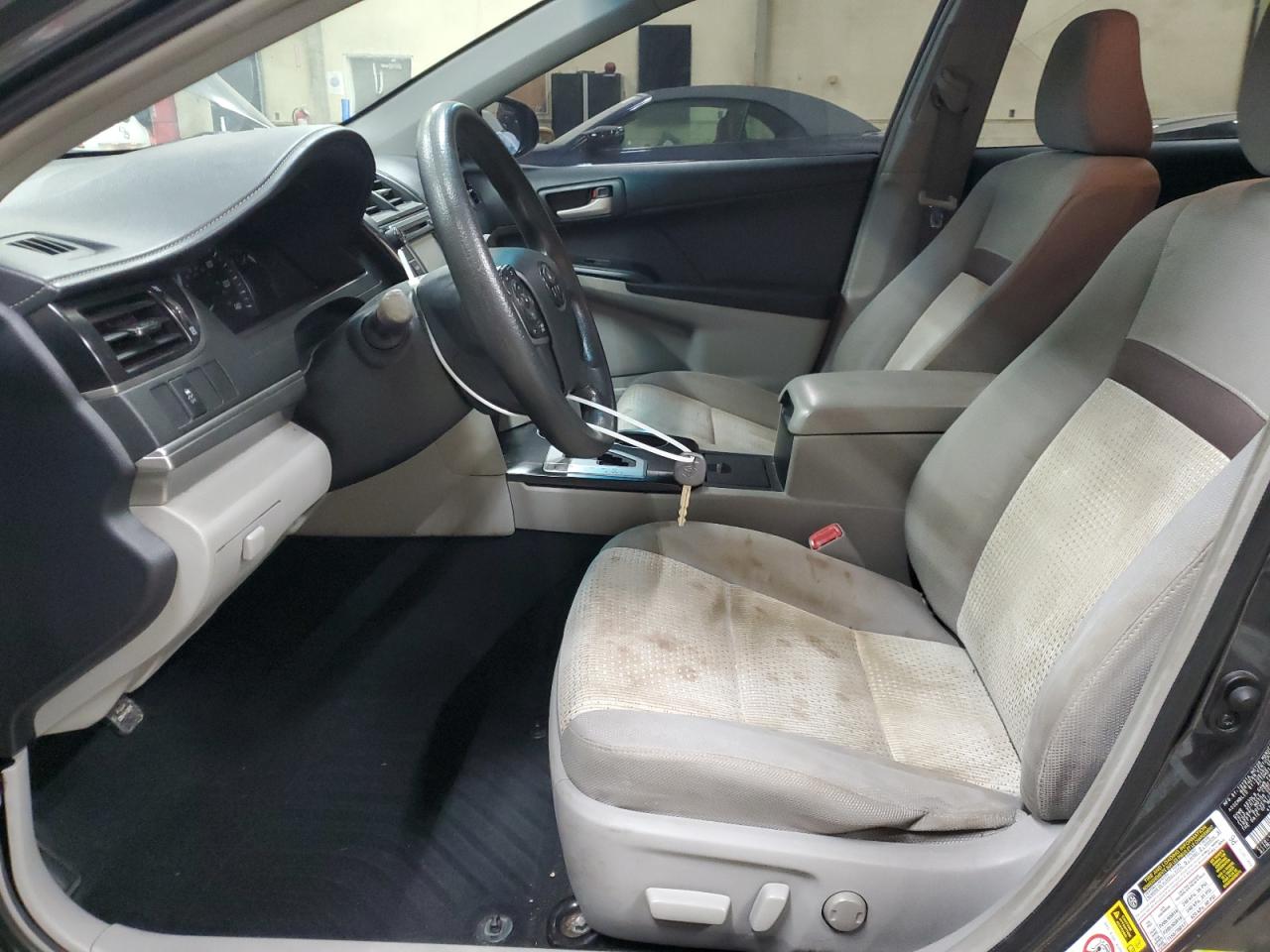 1999 Toyota Camry Base VIN: 4T4BF1FK2CR263580 Lot: 90843975