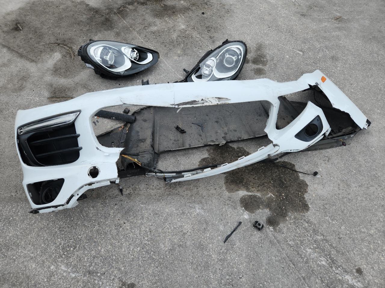 2016 Porsche Cayenne VIN: WP1AA2A26GKA12499 Lot: 91556435