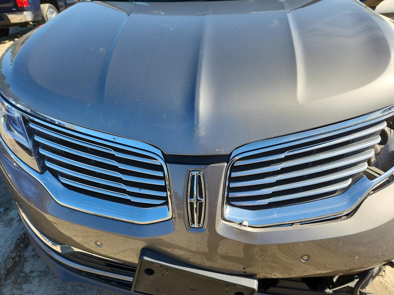 2016 Lincoln Mkx Reserve VIN: 2LMTJ8LR2GBL43517 Lot: 92486965