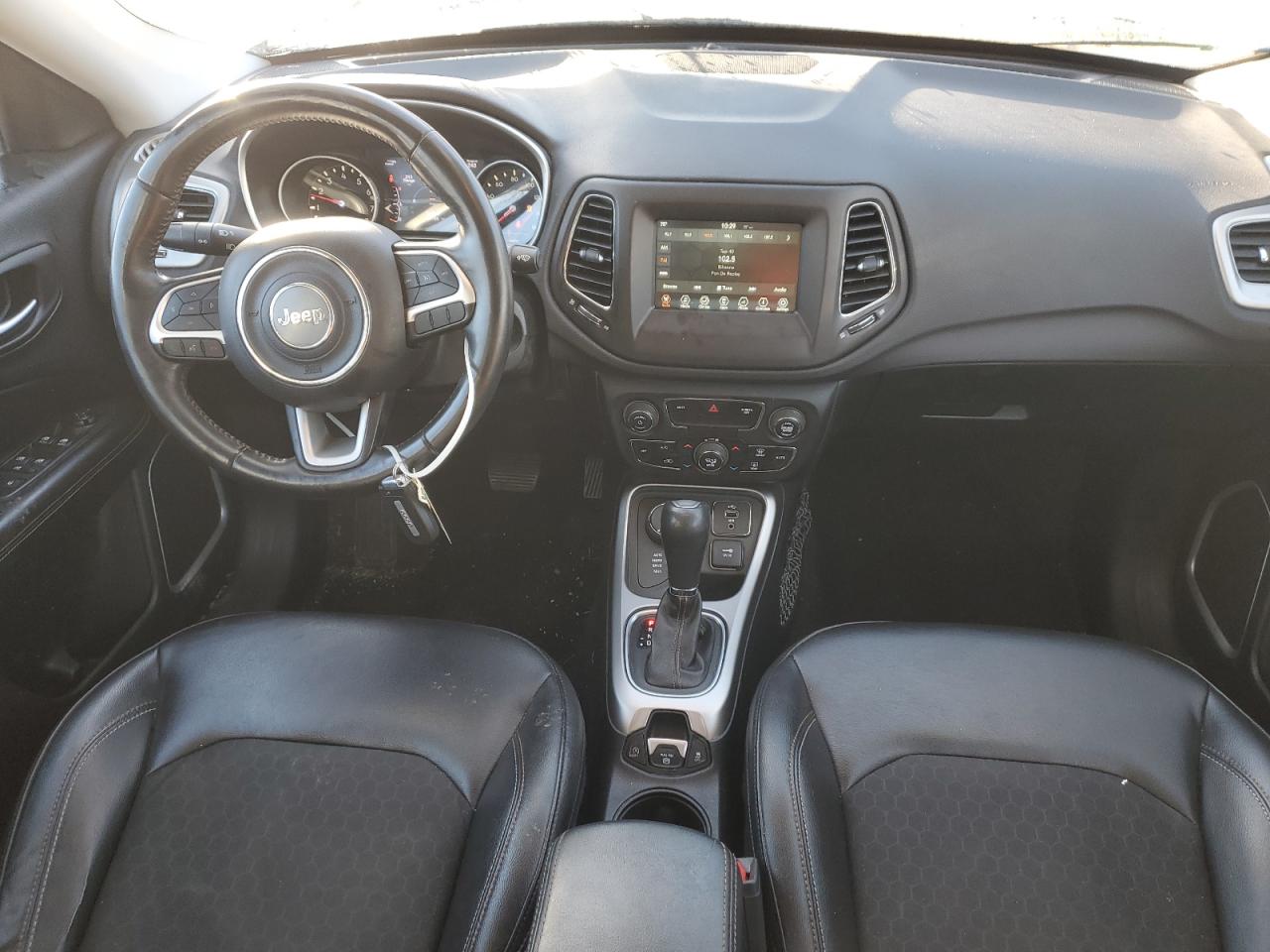 2018 Jeep Compass Latitude VIN: 3C4NJDBB2JT349805 Lot: 93217835