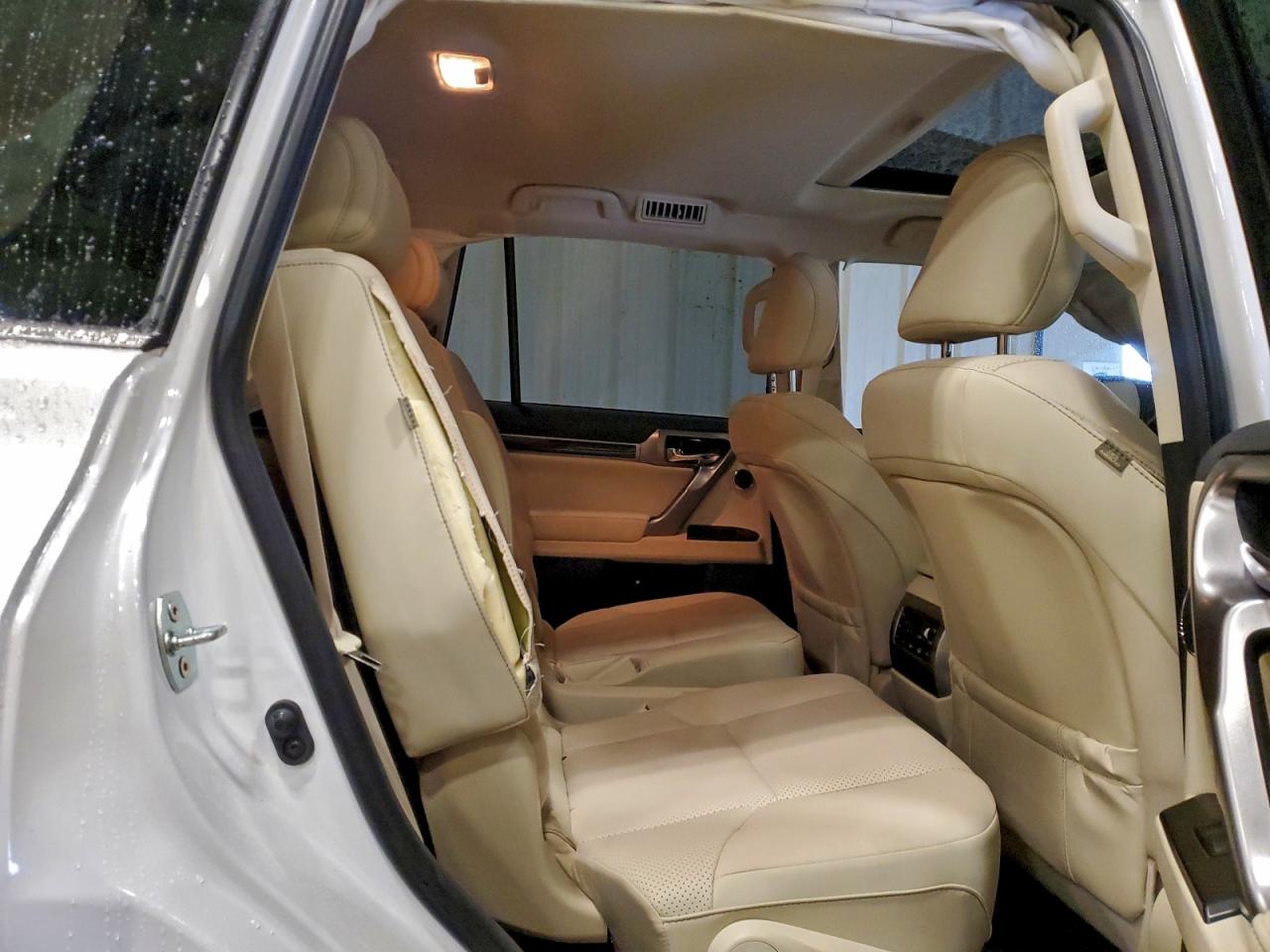 2023 Lexus Gx 460 Luxury VIN: JTJGM7BX8P5378244 Lot: 92931745