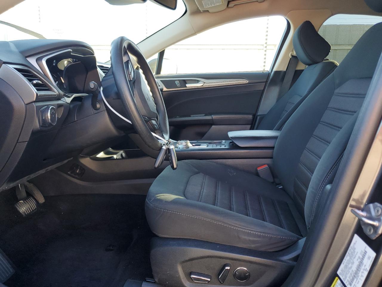 2020 Ford Fusion Se VIN: 3FA6P0LU8LR114407 Lot: 91286635