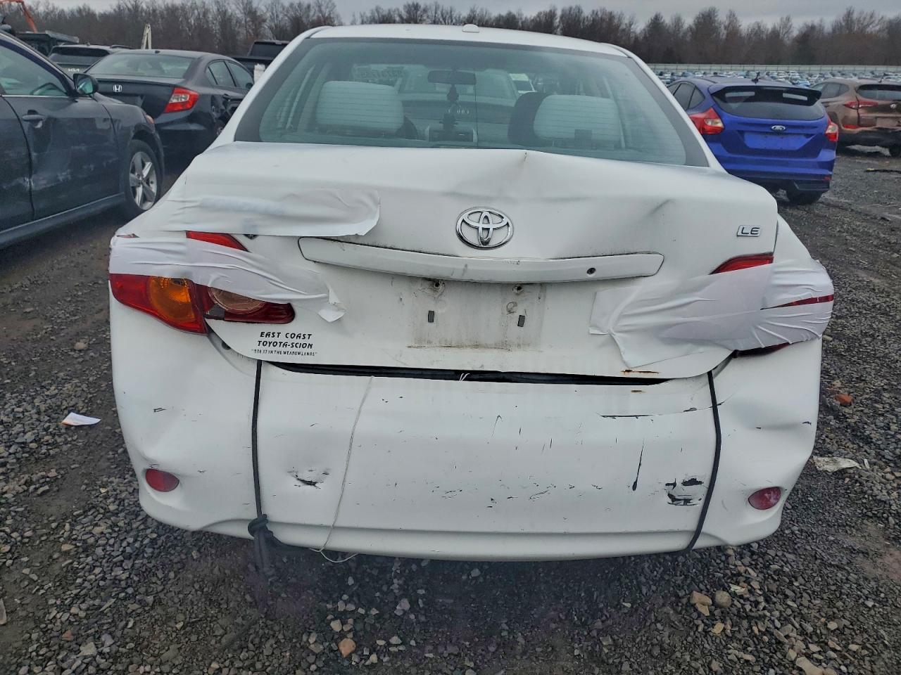 2010 Toyota Corolla Base VIN: 2T1BU4EE5AC350952 Lot: 93731755