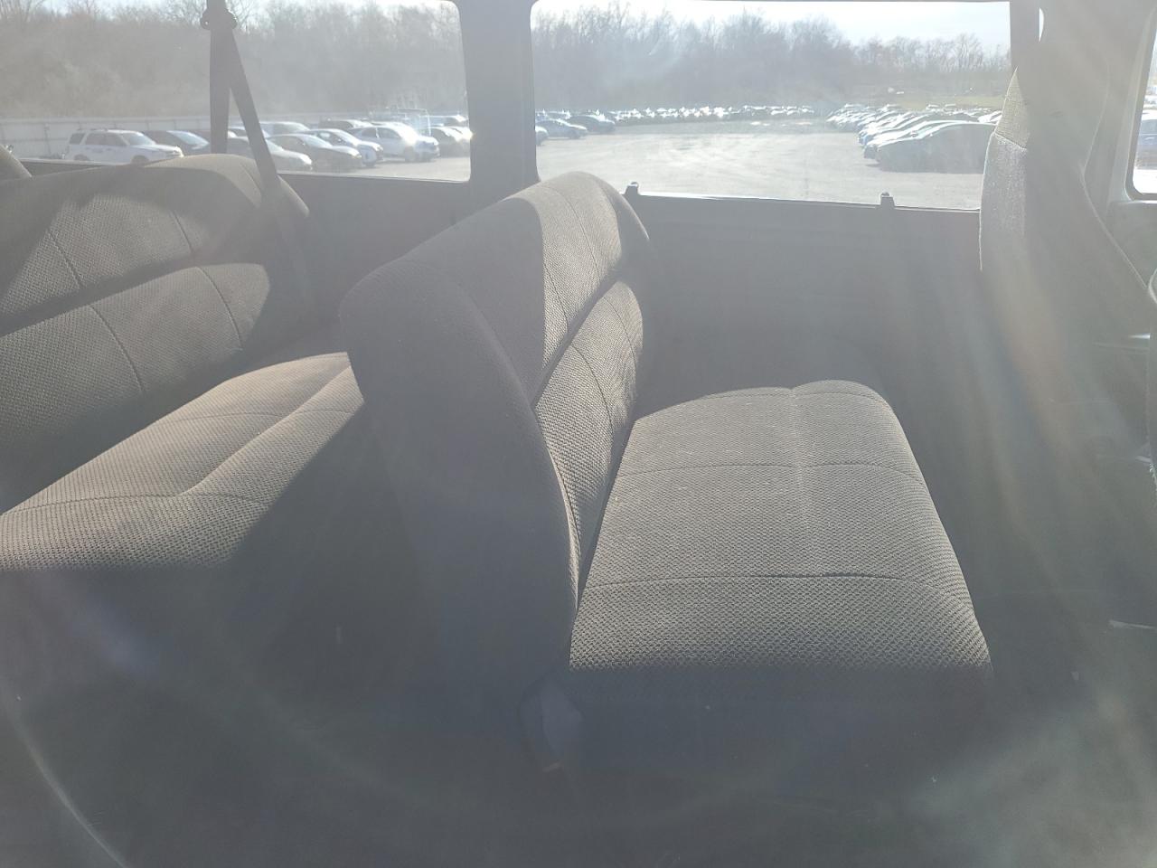 2002 Dodge Ram Wagon B3500 VIN: 2B5WB35YX2K123867 Lot: 93150675