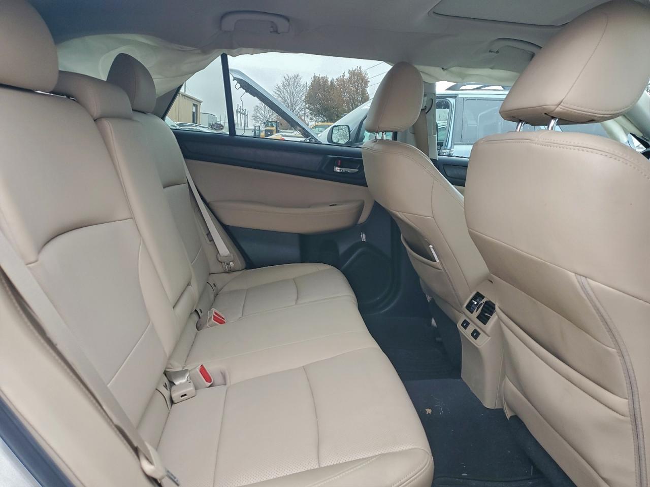 2015 Subaru Outback 2.5I Limited VIN: 4S4BSBNC2F3362755 Lot: 93976615