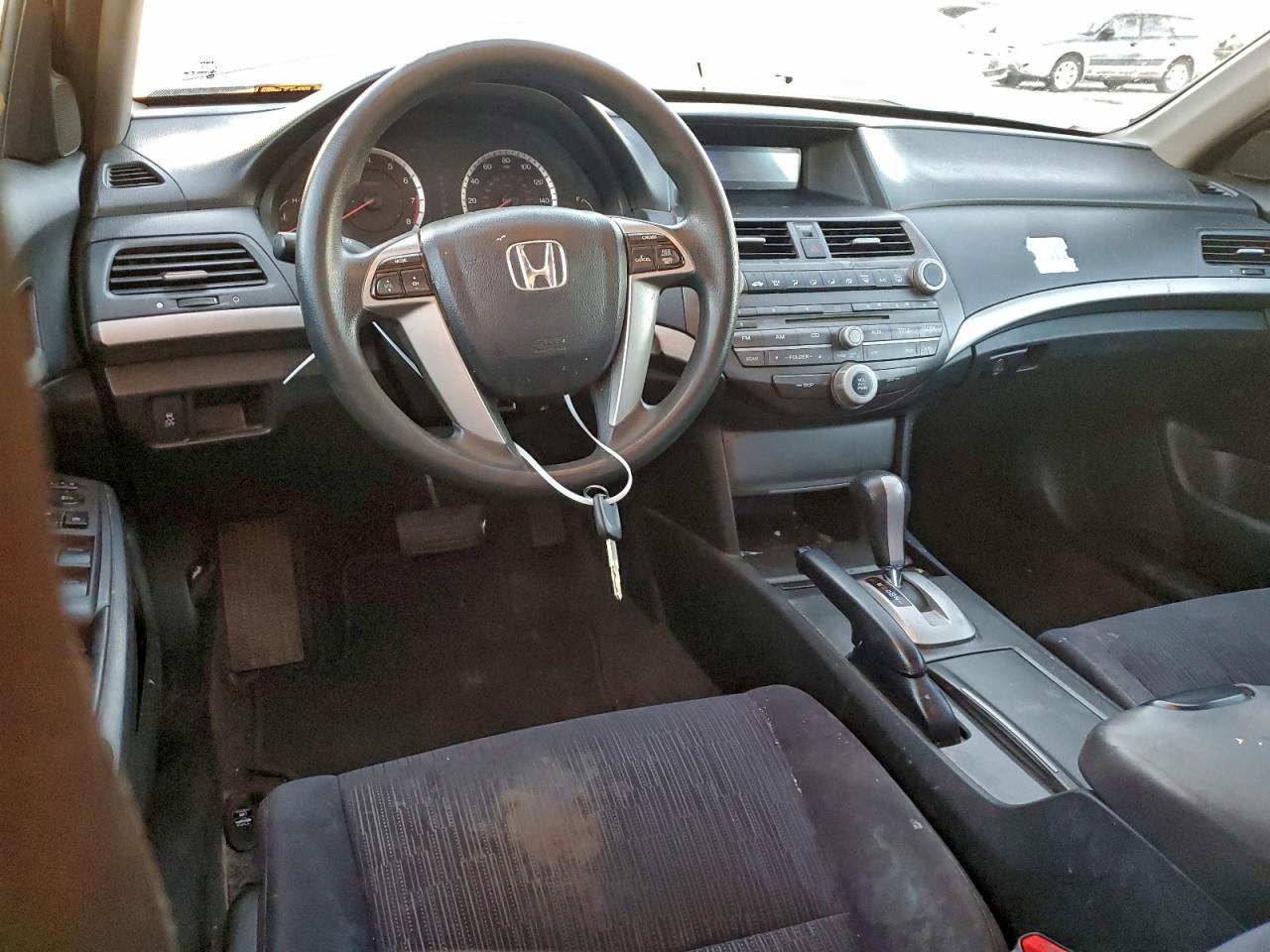 2011 Honda Accord Lx VIN: 1HGCP2F32BA006824 Lot: 93540385