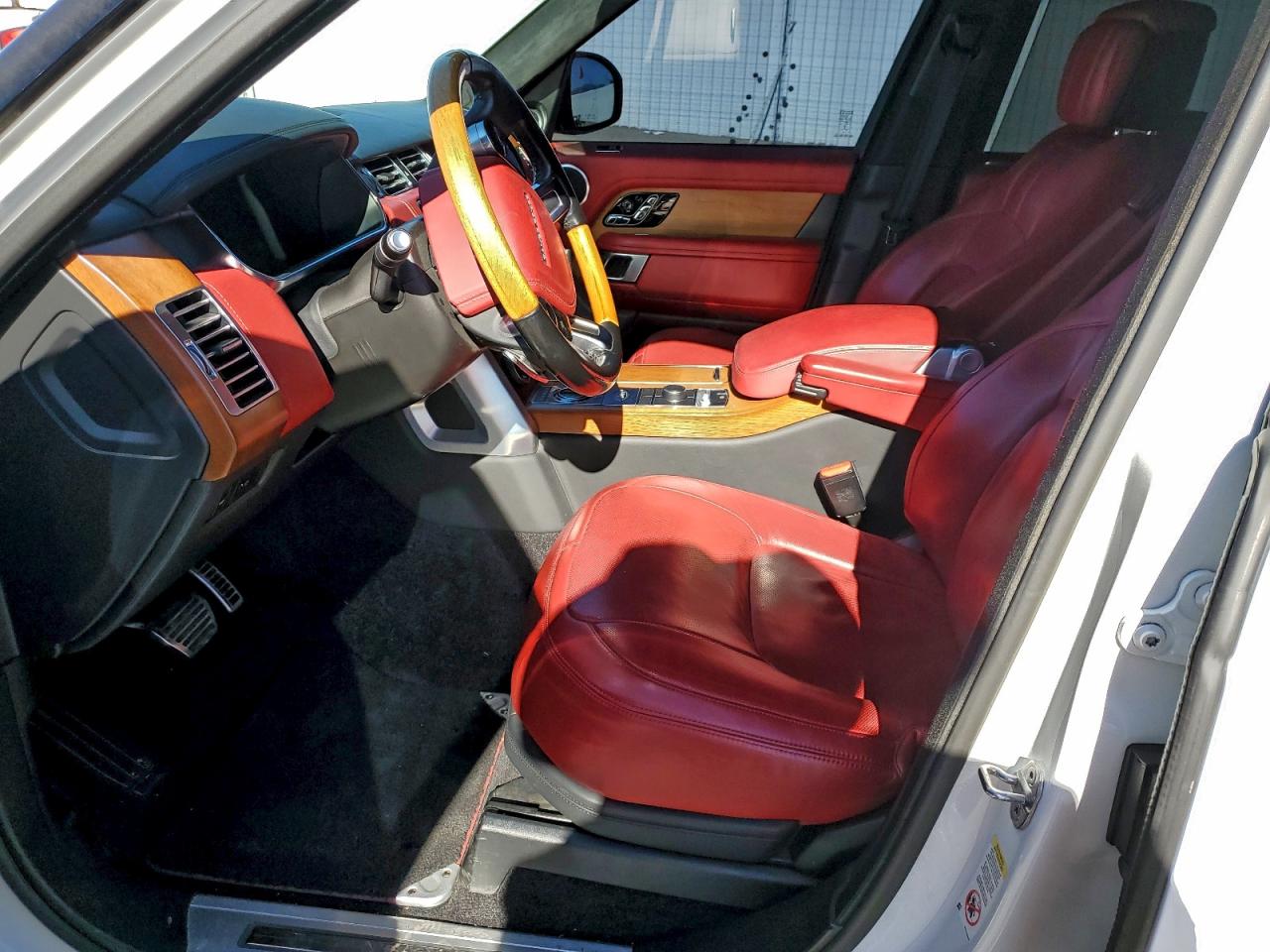 2018 Land Rover Range Rover Autobiography VIN: SALGV5RE0JA394678 Lot: 94182825