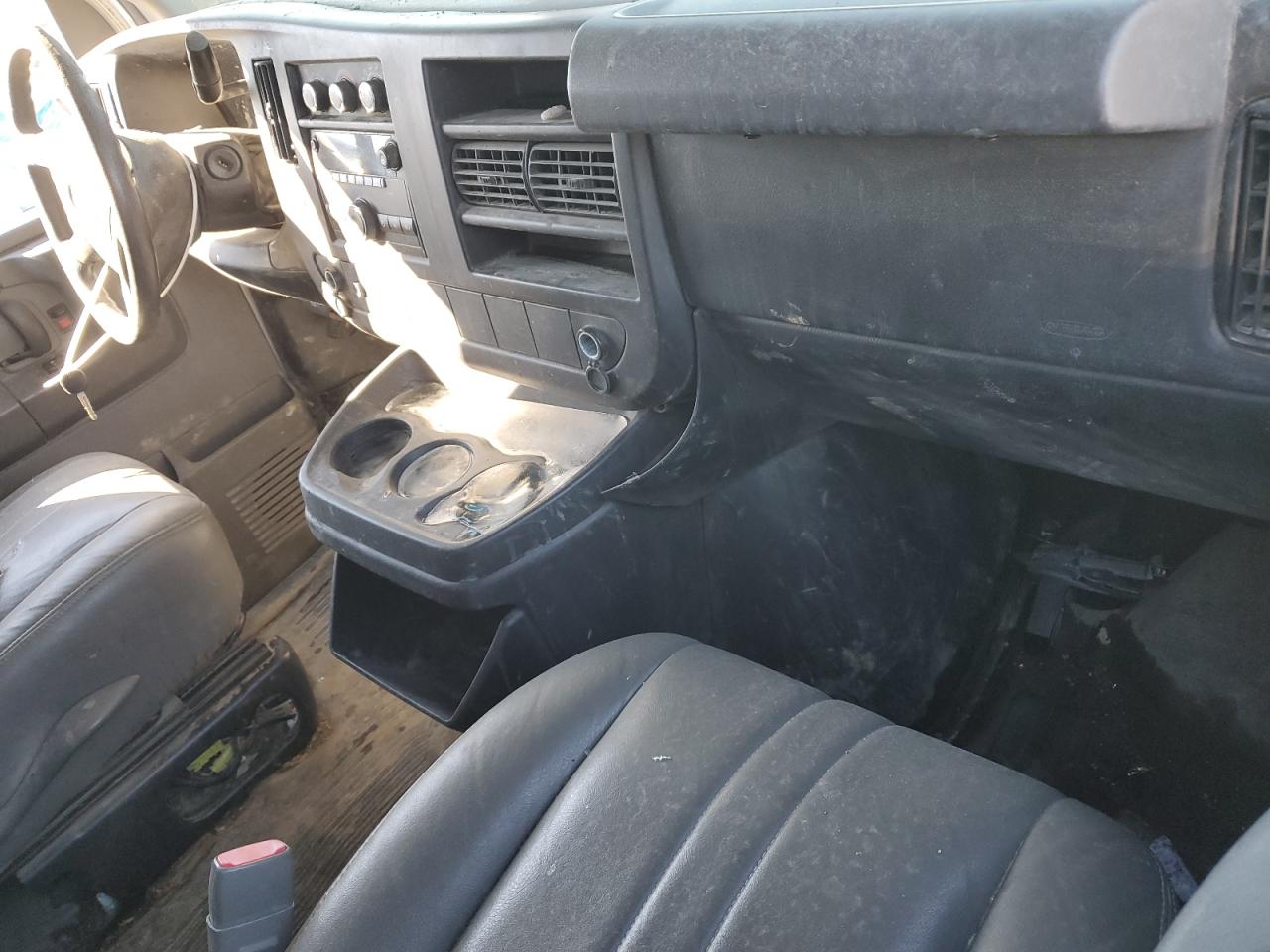 2013 Chevrolet Express G2500 VIN: 1GCWGGCA4D1147702 Lot: 92169585