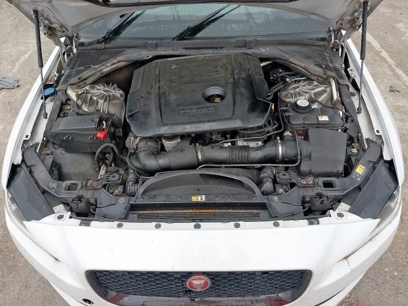 2016 JAGUAR XE 2.0D [180] R-SPORT 4DR AUTO