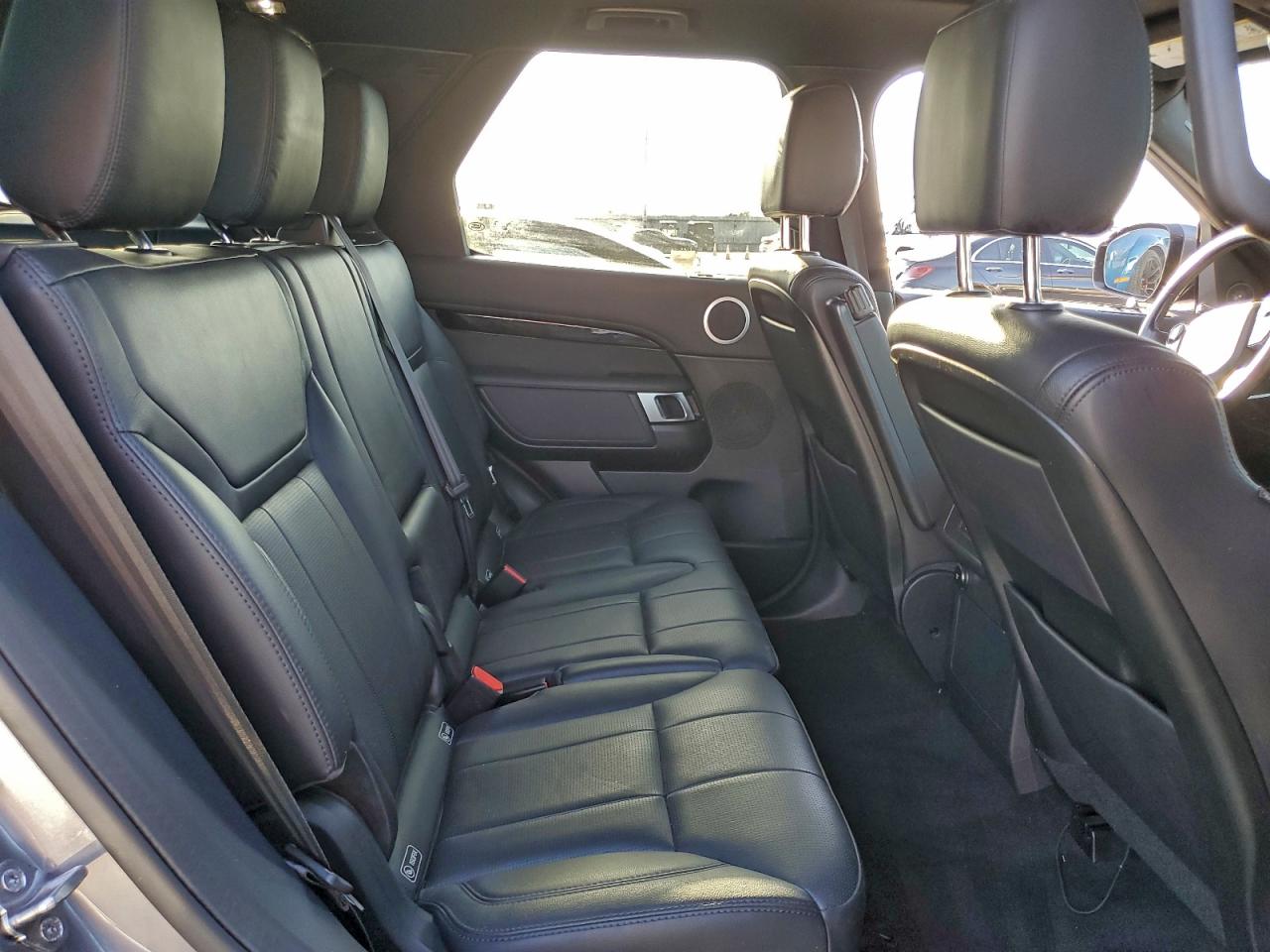 2020 Land Rover Discovery Se VIN: SALRG2RV3L2429695 Lot: 92454495