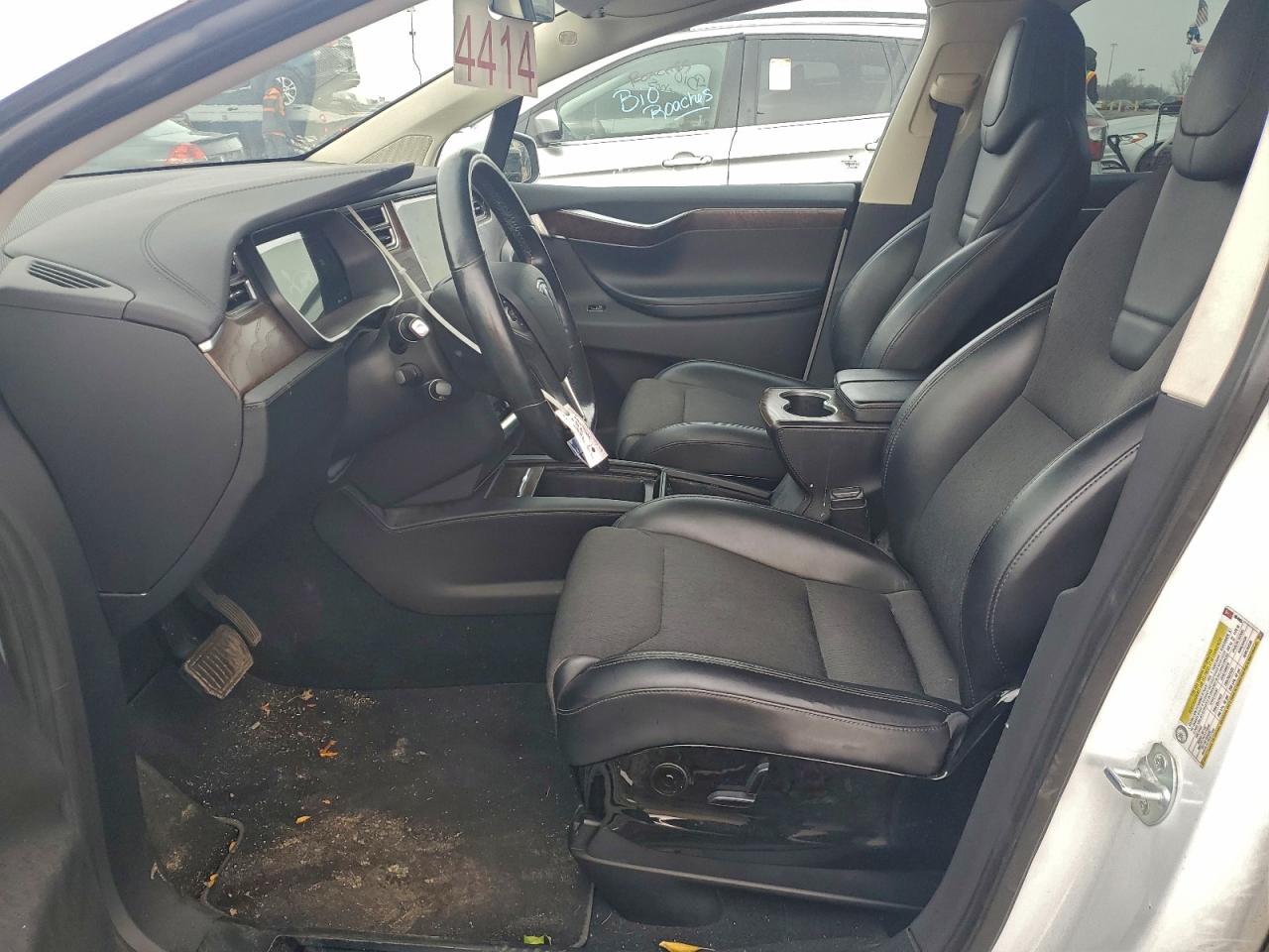 2016 Tesla Model X VIN: 5YJXCAE23GF004965 Lot: 93730885