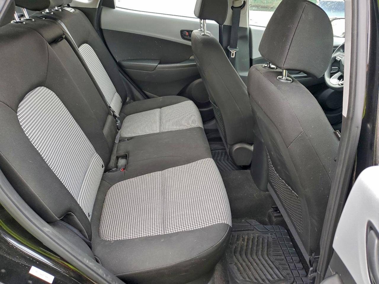 2021 Hyundai Kona Se VIN: KM8K1CAA4MU748615 Lot: 94080025