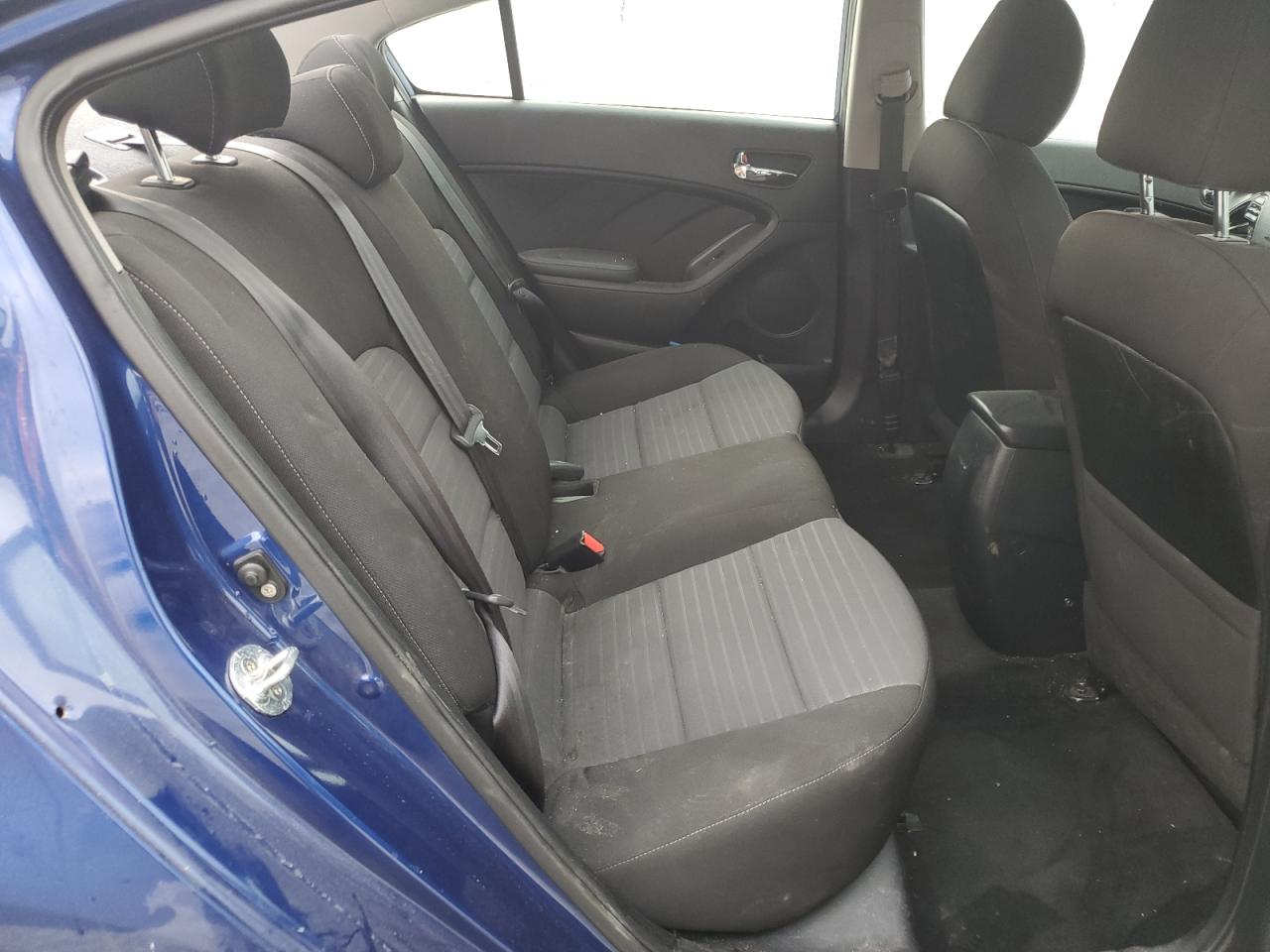 2017 Kia Forte Lx VIN: 3KPFL4A75HE013818 Lot: 91369845