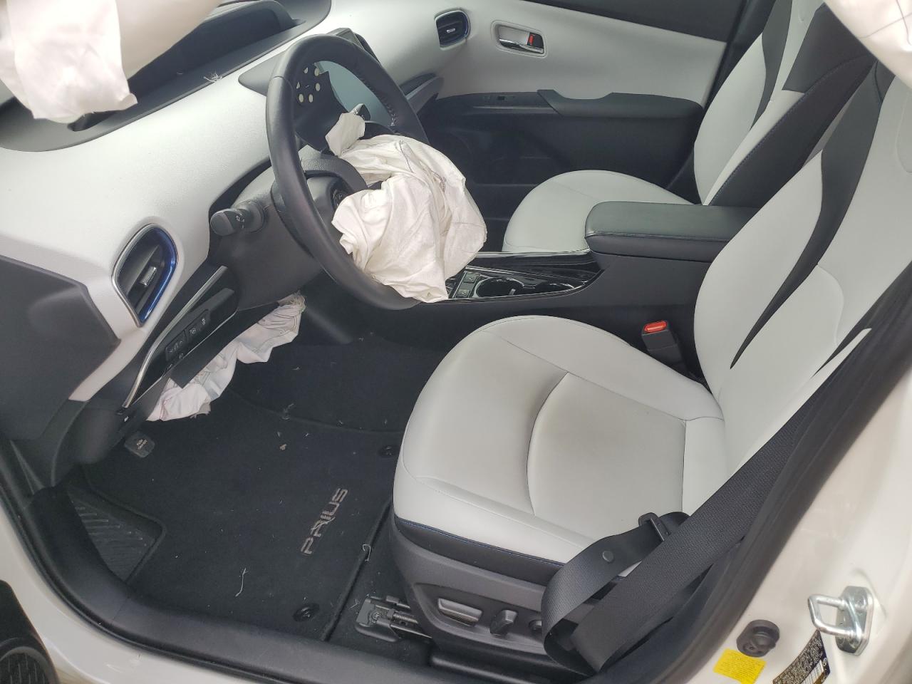 2020 Toyota Prius L VIN: JTDKARFUXL3123473 Lot: 91488675