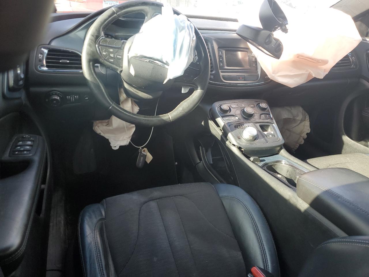 2015 Chrysler 200 S VIN: 1C3CCCBG4FN526471 Lot: 92066655