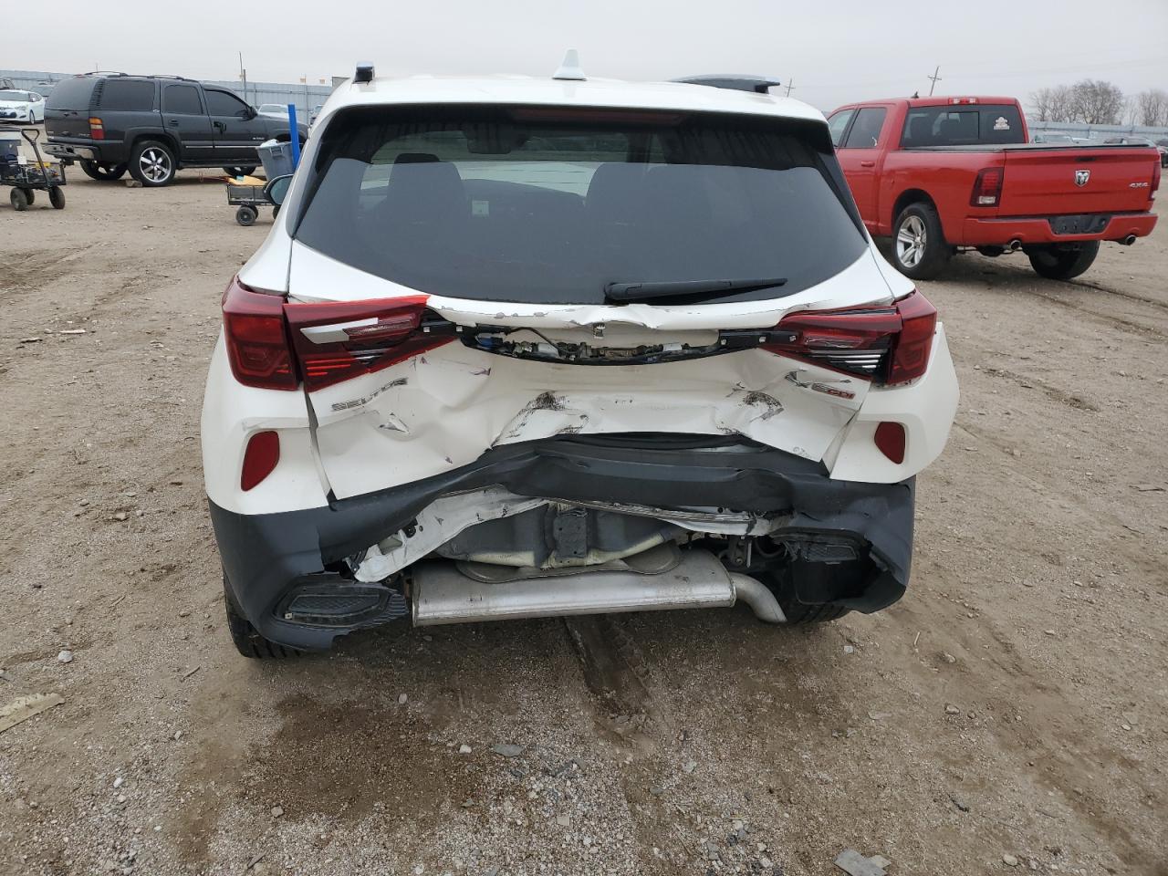 2021 Kia Seltos Sx VIN: KNDETCA24M7158515 Lot: 93459075