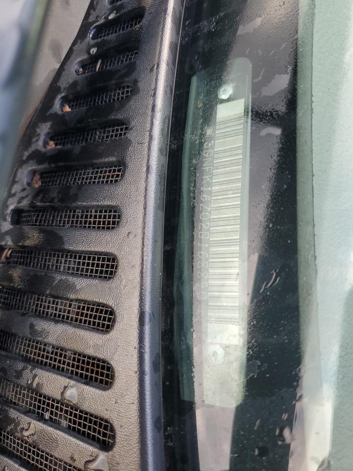 2002 Chevrolet Suburban K1500 VIN: 3GNFK16Z02G168890 Lot: 91732555