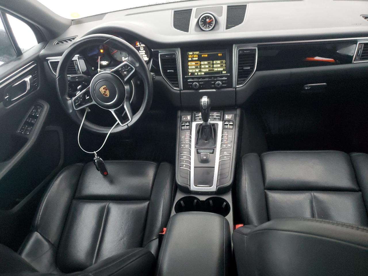 2016 Porsche Macan S VIN: WP1AB2A59GLB54170 Lot: 92876395