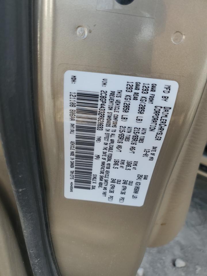 2002 Chrysler Town & Country Lx VIN: 2C8GP44332R620693 Lot: 90739075