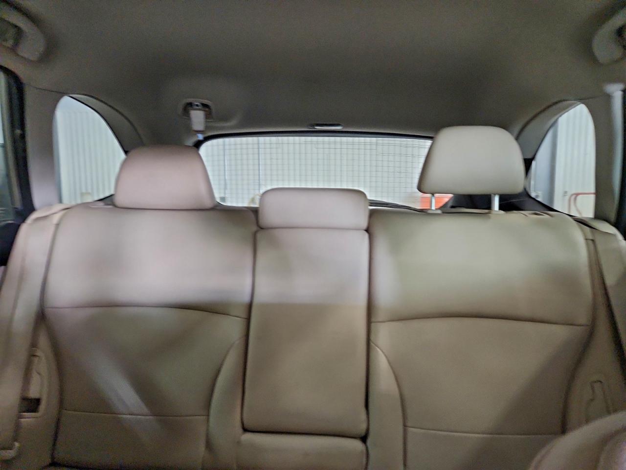 2017 Subaru Outback 2.5I Limited VIN: 4S4BSAKC6H3427754 Lot: 93209425