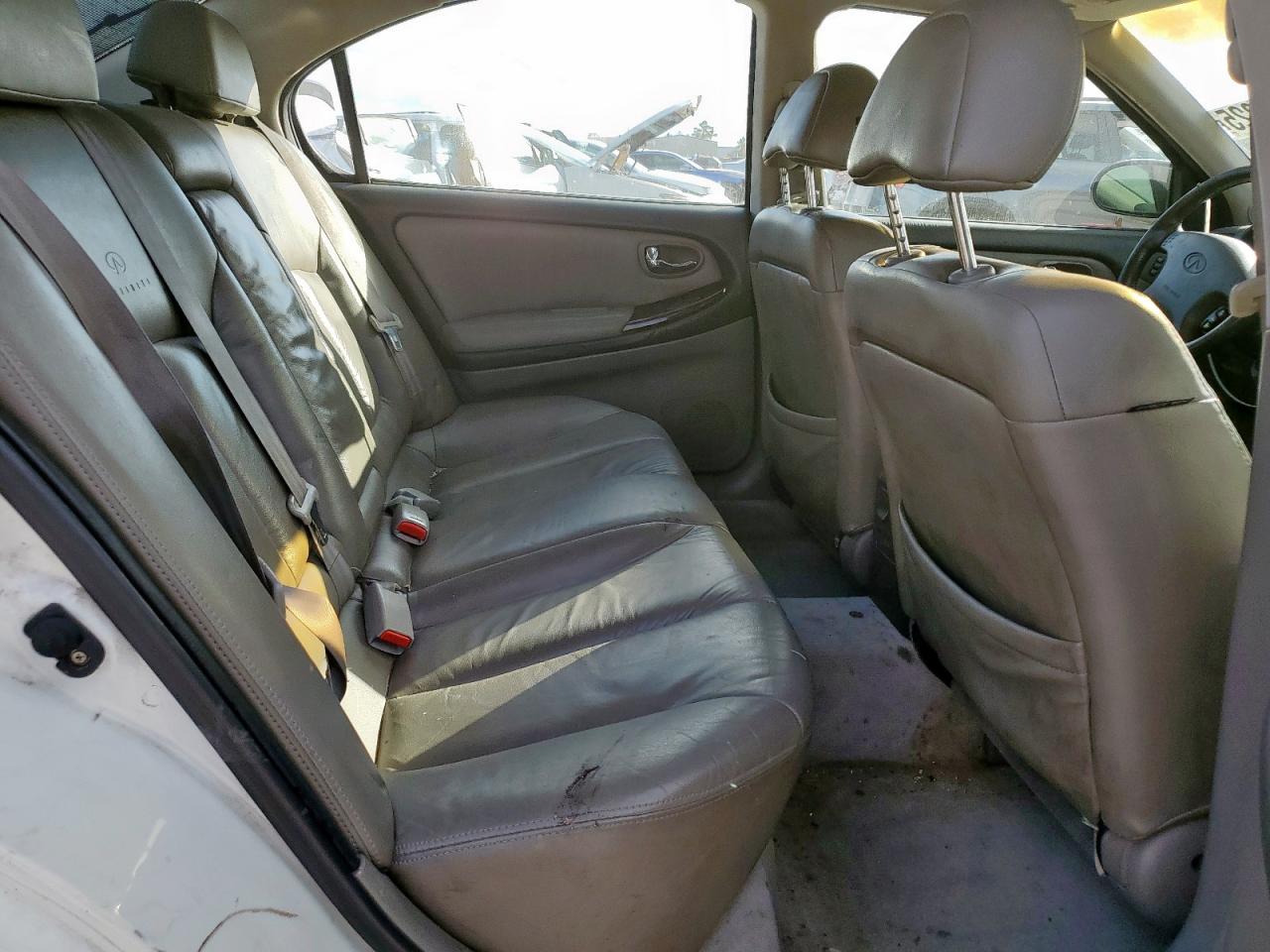 2000 Infiniti I30 VIN: JNKCA31A0YT126161 Lot: 92934825