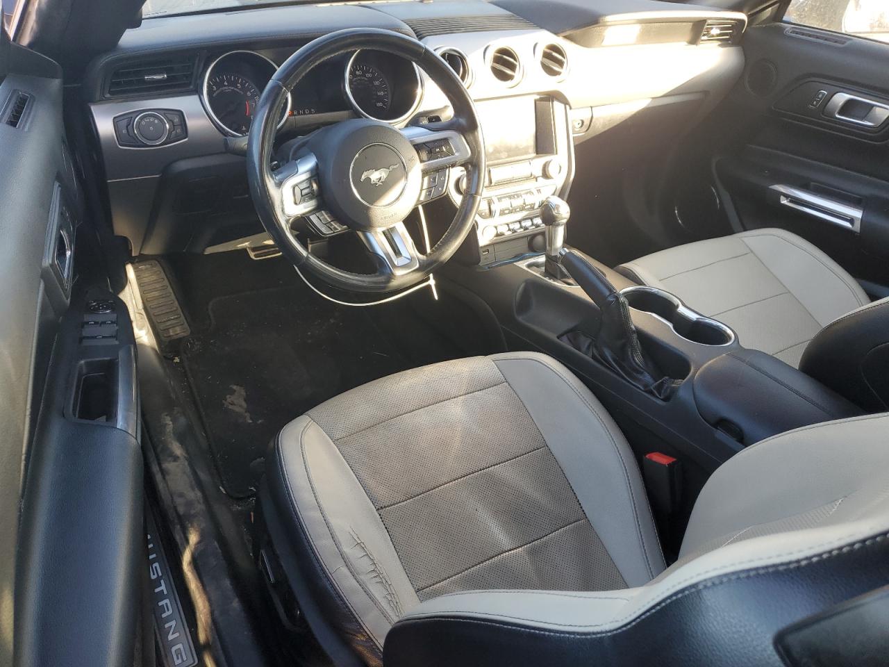 2018 Ford Mustang VIN: 1FATP8UH5J5155578 Lot: 89533065