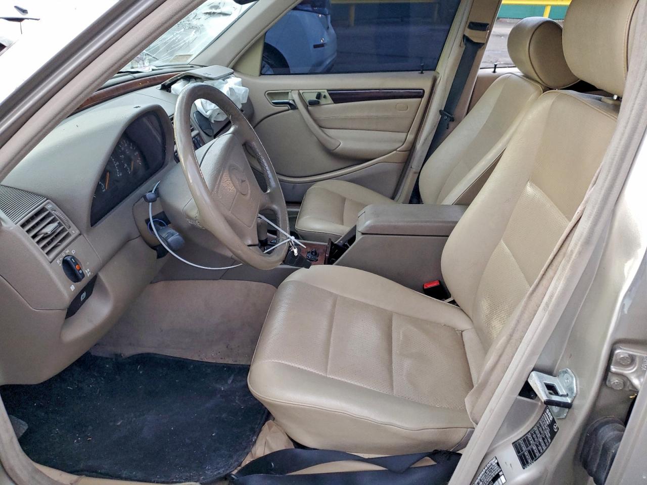 1999 Mercedes-Benz C 230 VIN: WDBHA24G9XA754603 Lot: 94141945