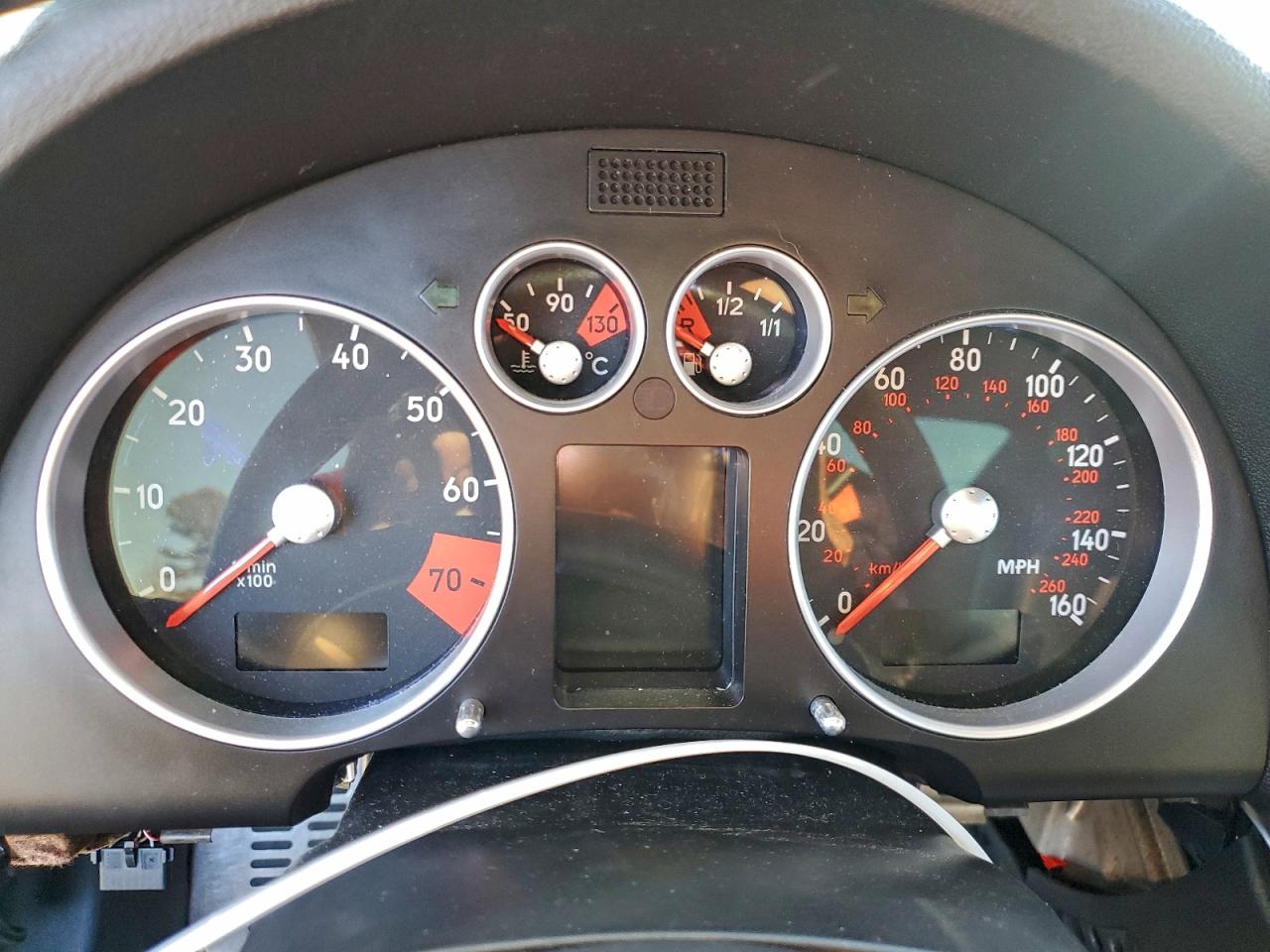 2001 Audi Tt Quattro VIN: TRUWT28N211001973 Lot: 93943375