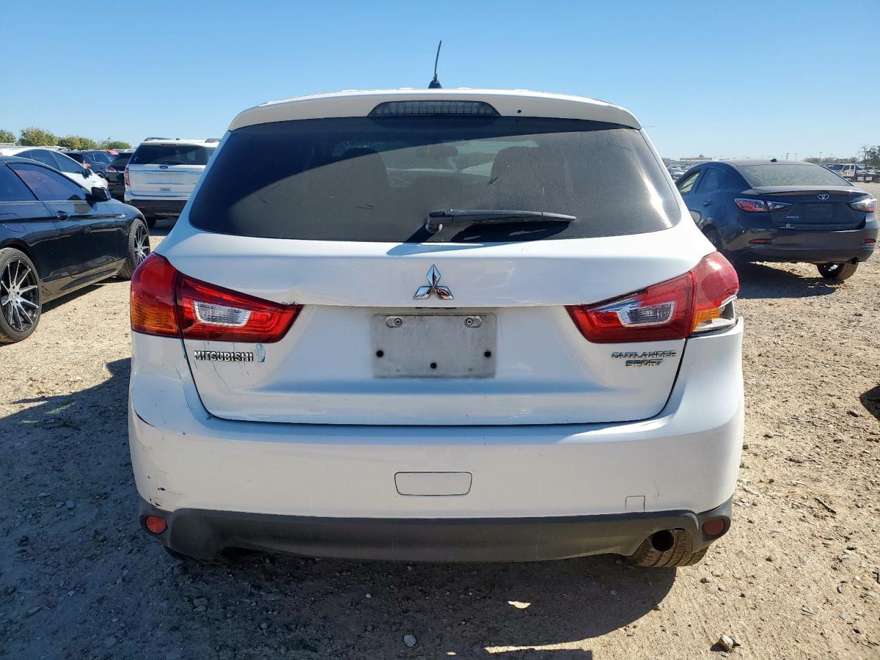 2015 Mitsubishi Outlander Sport Es VIN: 4A4AP3AU4FE050634 Lot: 92055615