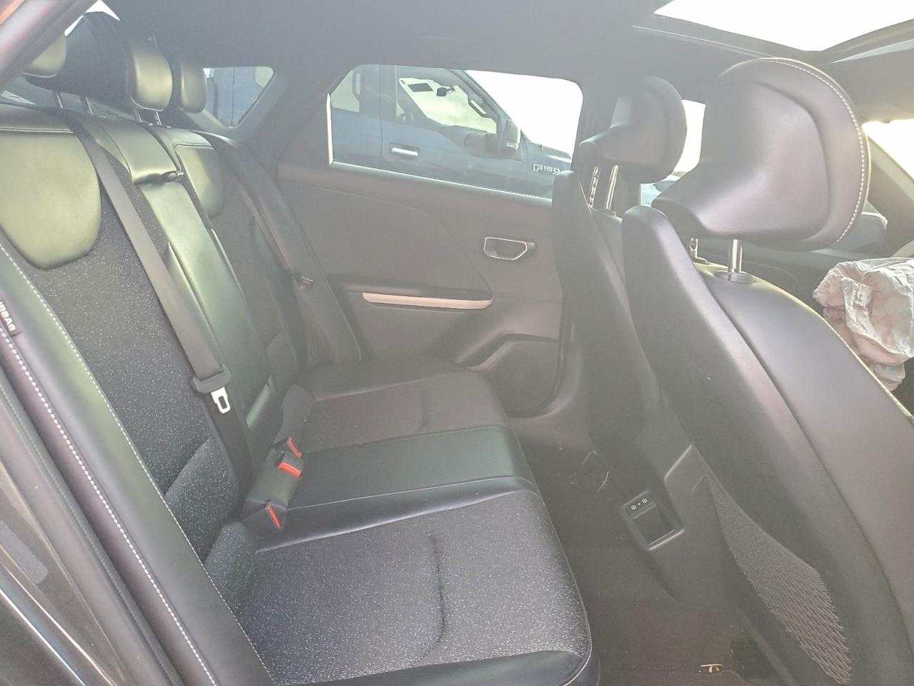 2025 Kia K4 Gt Line VIN: 3KPFW4DE6SE074099 Lot: 94191435